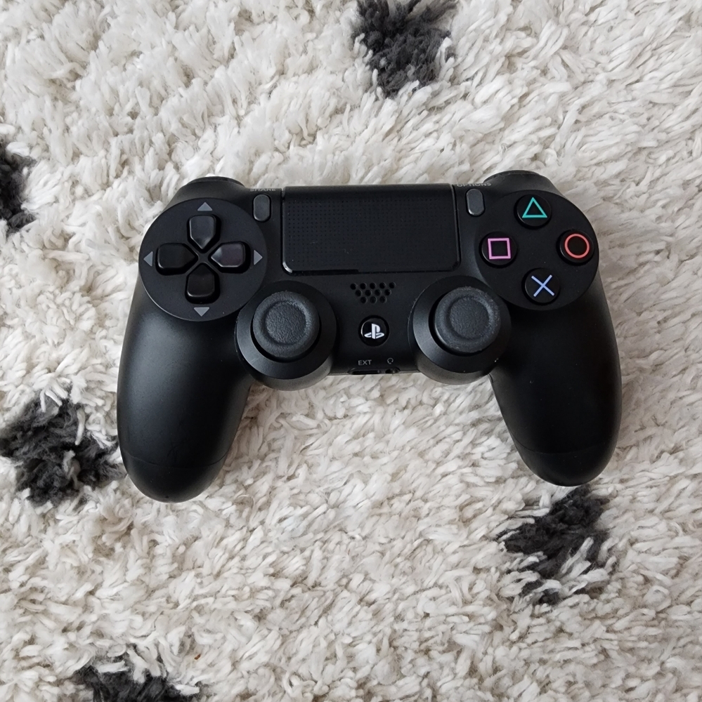 PlayStation 4 Controller